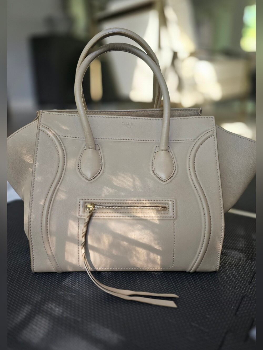 🌟CELINE Phantom Leather Handbag - Authentic